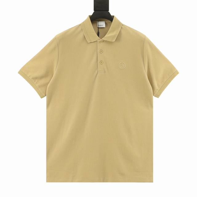160 burberry/巴宝莉 门襟经典胸口标识短袖Polo衫 原版品质欢迎比对。经典爆款系列，胸口工艺刺绣Logo图案，整体高级简单大方，面料有韧性、不起球