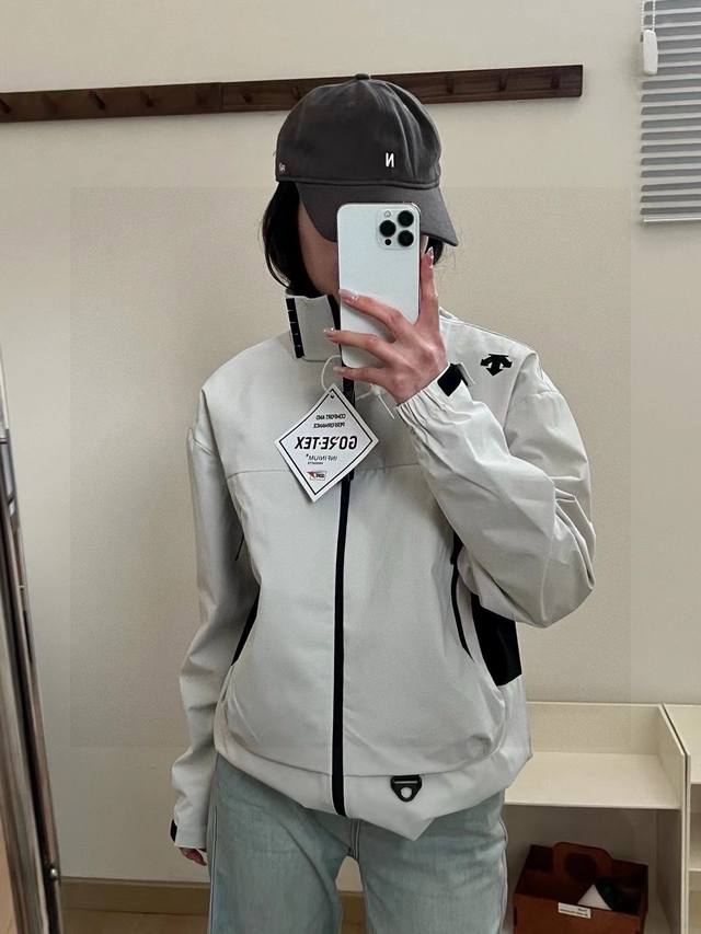 210 descente/迪桑特多拉链防风防水户外情侣冲锋衣夹克外套 ' 高品质的货！喜欢的千万别错过。贸易公司出口订单货，迪桑特冲锋衣防水夹克外套 这批货贸易