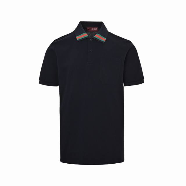 本地自取：180 gucci/古驰 25Ss 领口拼接撞色Polo短袖 原版品质，欢迎对比 。品牌经典图案巧妙糅合纹理与缀饰细节，为2025早春系列的成衣设计增