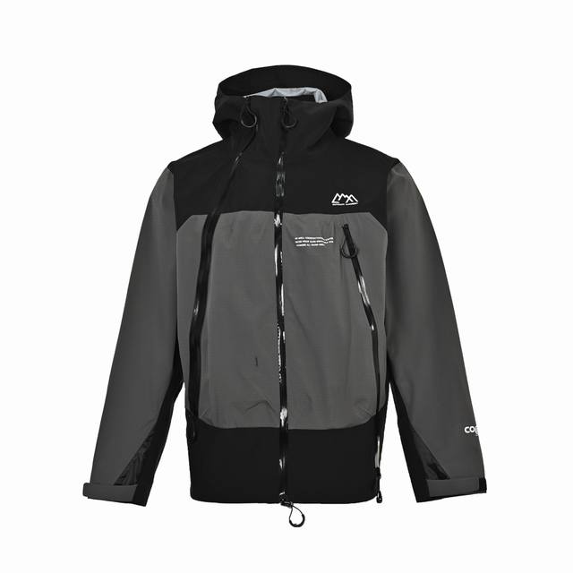 本地自取: 550 comfyoutdoor全包围式压胶防水冲锋衣 耐水20000Mm 透湿20000G/M2 防水性与透湿性井存 采用Coexist3L面料