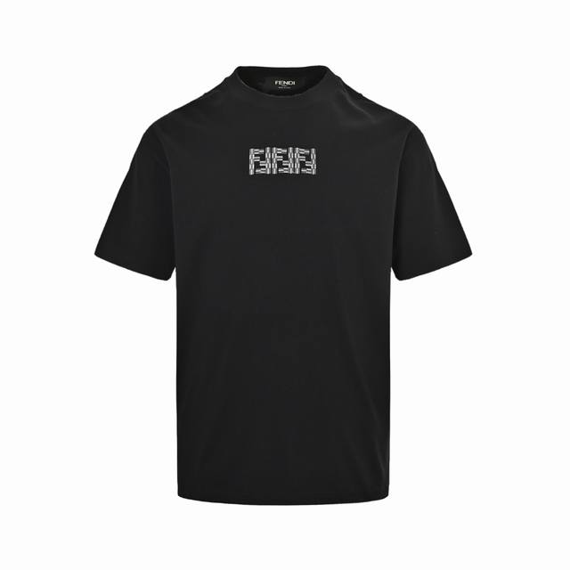 本地自取：160 fendi/芬迪 25Ss Ff刺绣Logo短袖 采用260克精梳棉面料，全棉螺纹，面料洗水，手感柔软，透气舒适。进口万针工艺针数密度饱满 走