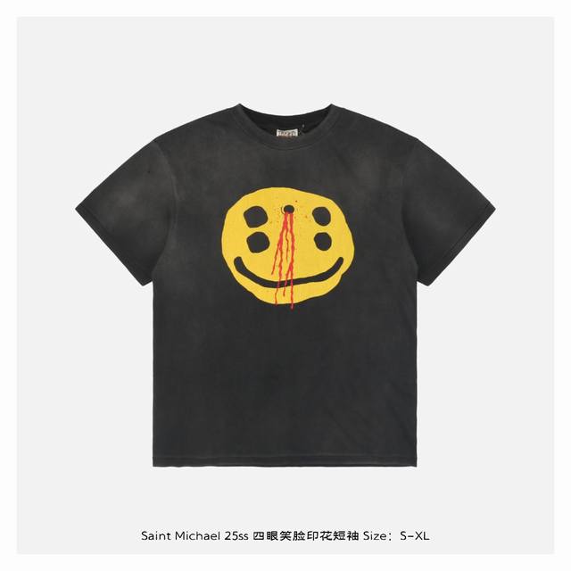 本地自取：250 saint Michael 25Ss 四眼笑脸印花短袖 整体面料选用260克100%纯棉16织双纱汗布面料，圆筒无侧缝面料，螺纹选用300G1