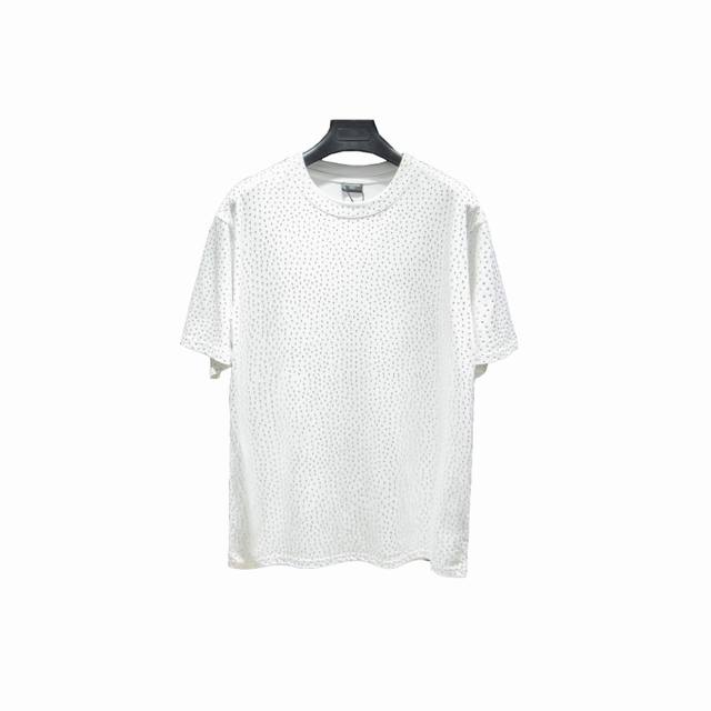 本地自取：210 balenciaga/巴黎世家 满天星烫钻水洗短袖 yb定织定染面料、颜色 水钻、版型 面料采用进口机器织造而成，布面纹路的独特性创造出完美的