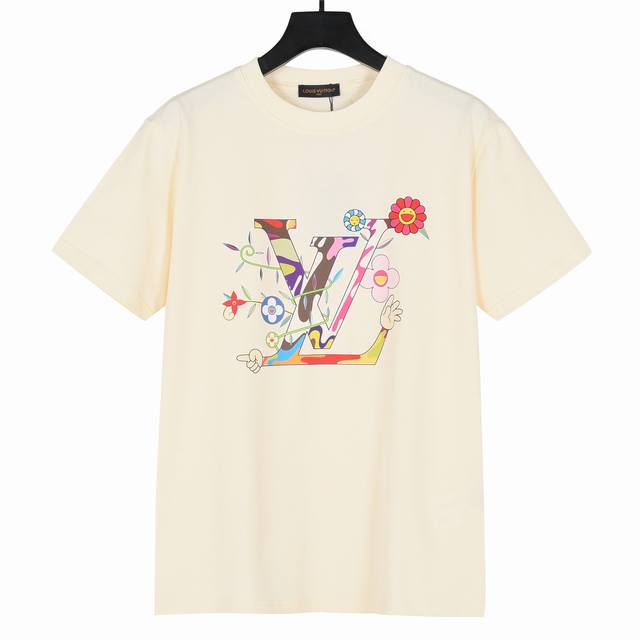 本地自取160 louis Vuitton/路易威登联名村上隆太阳花短袖 面料采用洗水后300克双纱精梳棉，定制32支1*1螺纹，成衣两遍水洗处理，面料舒适亲肤