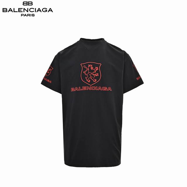 本地自取: 170 balenciaga/巴黎世家 Lion Club狮子徽章水洗短袖 定制黑曜石绸缎摩尔棉，进口机刺绣工艺 ，使用先进的计算机控制系统和精密的