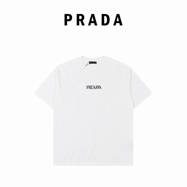 本地自取170 prada普拉达 胸口小标字母印花圆领短袖 全网独家首发高端定制280克双纱 男女同款，人手必备款手感非常舒服， 货号520120003 颜色：