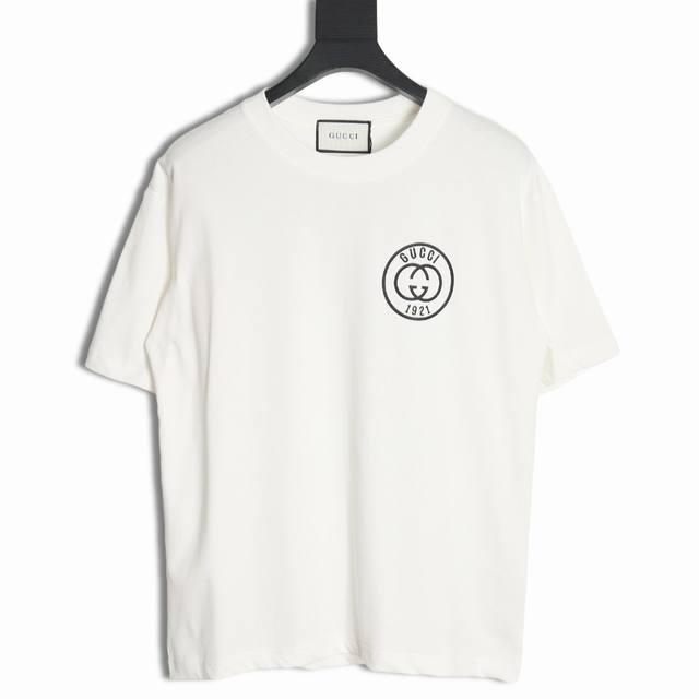 本地自取180 gucci 古驰 24Ss 圆圈短袖T恤 面料采用定制240G 26支特滑双股精棉平纹高密无尘全棉布料。前幅高密度加厚，走线平整，代工品质，全套