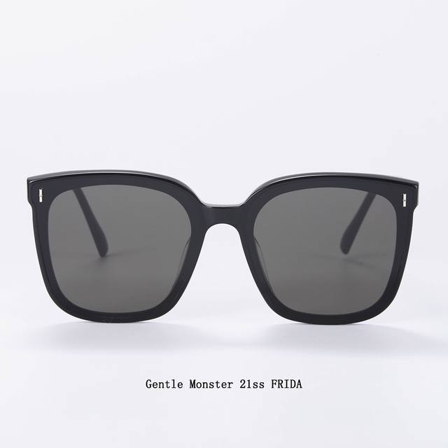 p210 gentle Monster Frida系列 代购指定版本，代工厂出品，专柜全套包装，蔡司镜片，Qc质检全程把关，检验合格方可上线，合格标签皆为专柜同