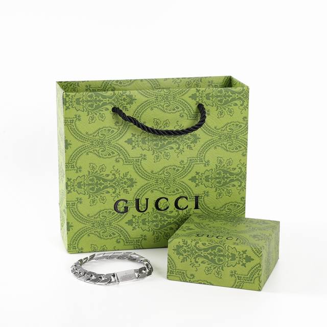 p230 gucci/古驰 字母徽标Logo手链 官网经典款，众明星佩戴同款 现货秒发 原版购入开发 抛光 电镀 打磨 捞色 手工 滴色 镭射刻字 正确字体 及