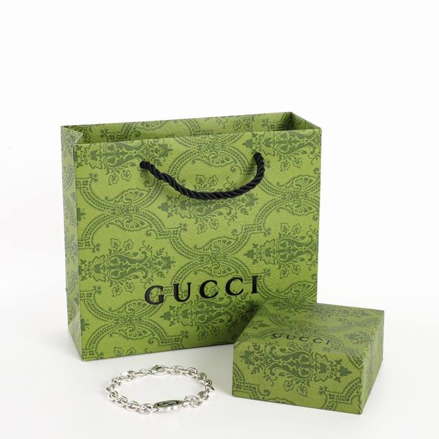 p180 gucci/古驰 双G字母徽标Logo手链 官网经典款，众明星佩戴同款 现货秒发 原版购入开发 抛光 电镀 打磨 捞色 手工 滴色 镭射刻字 正确字体