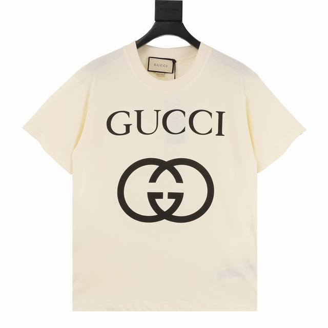 p100 gucci/古驰双G基础双环倒扣Logo印花短袖 面料采用32支双纱平纹无尘蚀毛针织棉，原版订制染色，采用环保活性染料恒温染，保证布头跟布尾颜色色光均