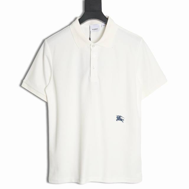 本地自取220 burberry 巴宝莉 24Ss 腰间刺绣战马Polo短袖T恤 专用面料220G蜂窝珠地棉，前后立体高密榻榻米绣花，无毛边。定制天然贝壳纽扣，
