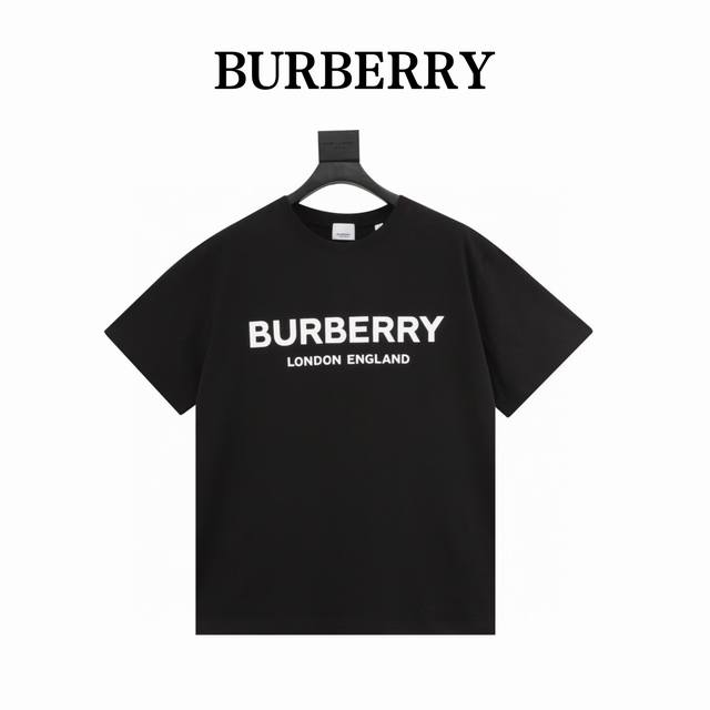本地自取140 burberry/巴宝莉 经典双排字母印花短袖T恤 夏季最经典王牌Bbr，经典中的圣经 两色短袖同步来袭~~可男可女的经典款，基础百搭不失时尚魅