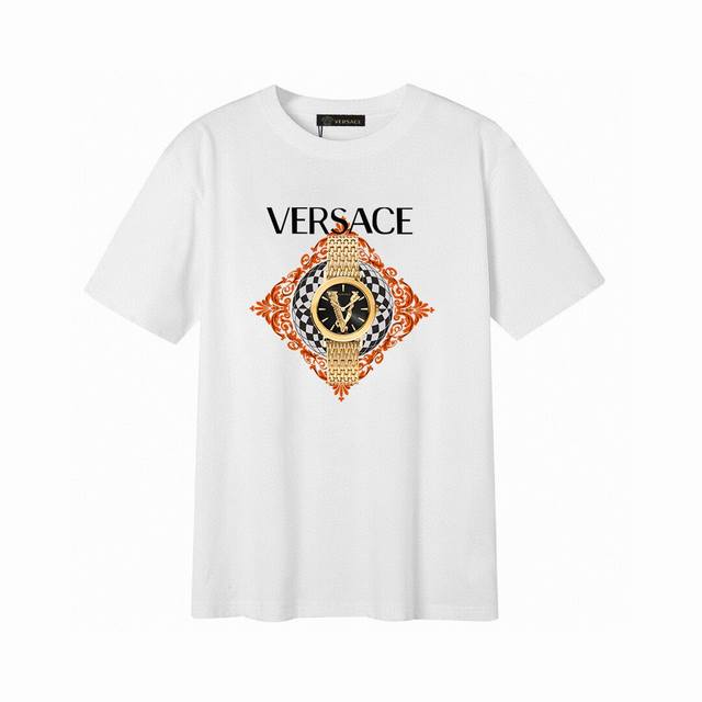 110 Versace/范思哲大金手表短袖T恤,简单的设计看起来特别大方！版型剪裁特别有讲究！上身很洋气显瘦内搭外穿都看高密针织圆领设计，平整简约！亲肤透爽！T