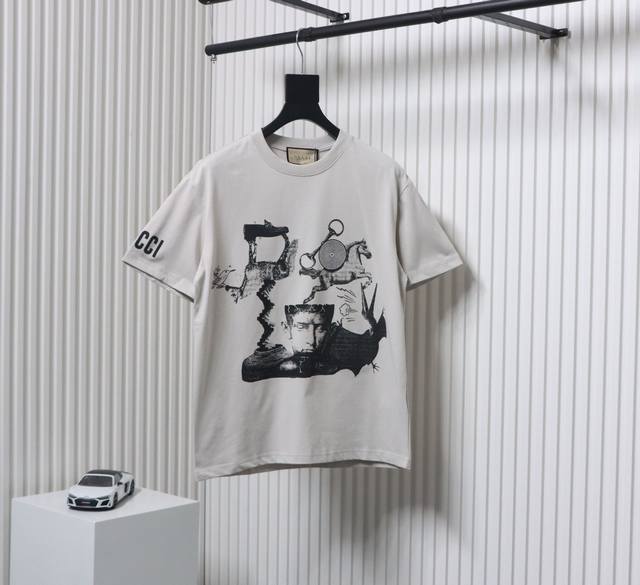 p170 Gucci古驰 24Ss 雕塑艺术品印花短袖 采用32支双纱 260克重面料 进口针织针梳棉进行制作，厚度适中，有垂感又有轮廓型，上身就是一个舒适！！