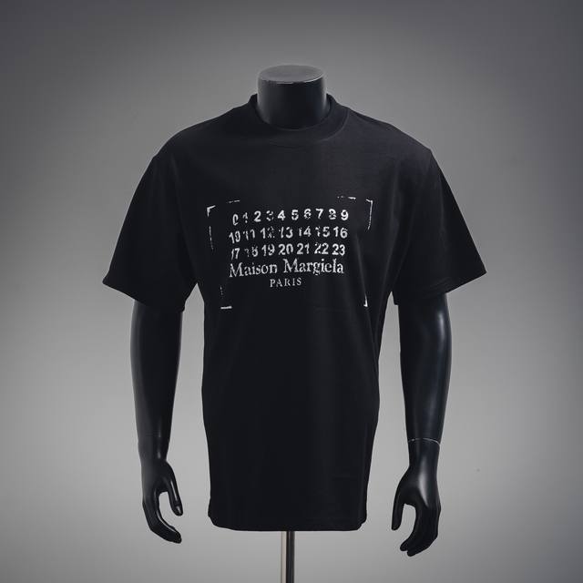 本地自取180 maison Margiela/马吉拉25Ss数字字母印花Logo印花T恤短袖 春夏新款男女同款短袖，同步发售简约大方，从容百搭，档次极高，完美