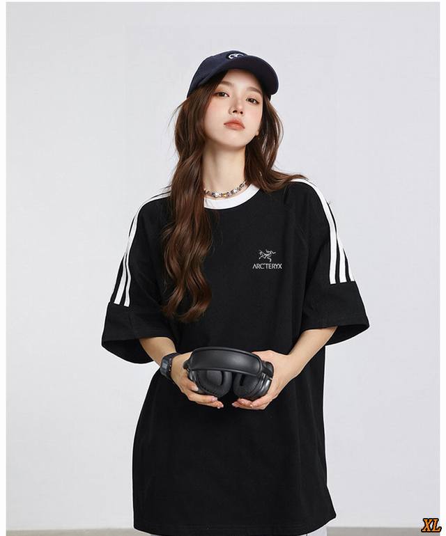 p120 Arc’Teryx始祖鸟 独家实拍上新夏季高品质纯棉T恤工作服三条杠袖子情侣短袖体恤，本季主打，货源充足，放心主推，高端品质，经典设计，做工出色，经典