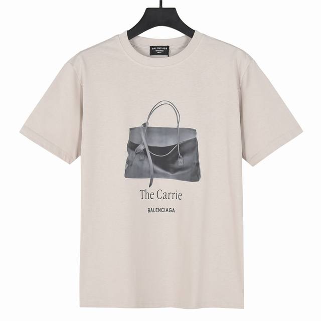 本地自取160 Balenciaga巴黎世家官网同款手提包Logo短袖T恤 面料采用300克重双纱精梳棉，定制32支1*1螺纹，成衣两遍水洗处理，面料舒适亲肤无