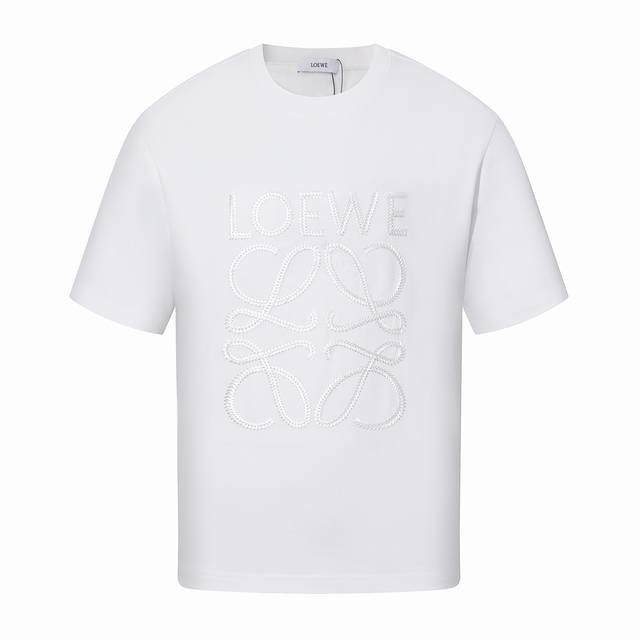 本地自取: 160 loewe/罗意威 25Ss 刺绣大Logo短袖 26支精棉紧密平纹170克面料，配套1*1十字罗纹280克，胸前Loewe徽标采用进口机平