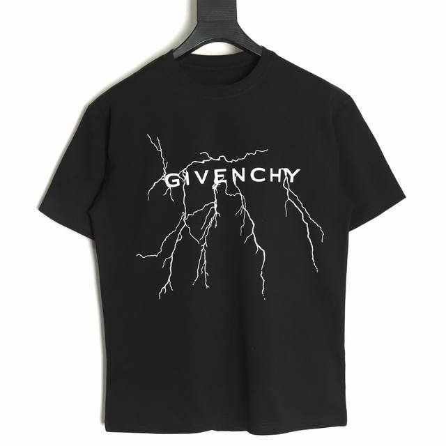 本地自取200 givenchy 纪梵希 24Ss 闪电反光印花短袖T恤 大面积印花采用大康丽数码印花机直喷 成本极高 经过多次的调试打版图案色差还原度与原版接