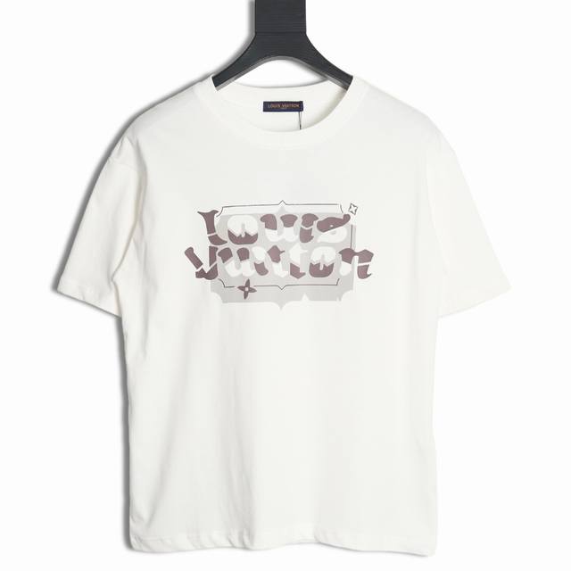 本地自取180 louis Vuitton 路易威登 Lv 24Ss 方块字母短袖T恤 面料采用定制240G 26支特滑双股精棉平纹高密无尘全棉布料。前幅高密度