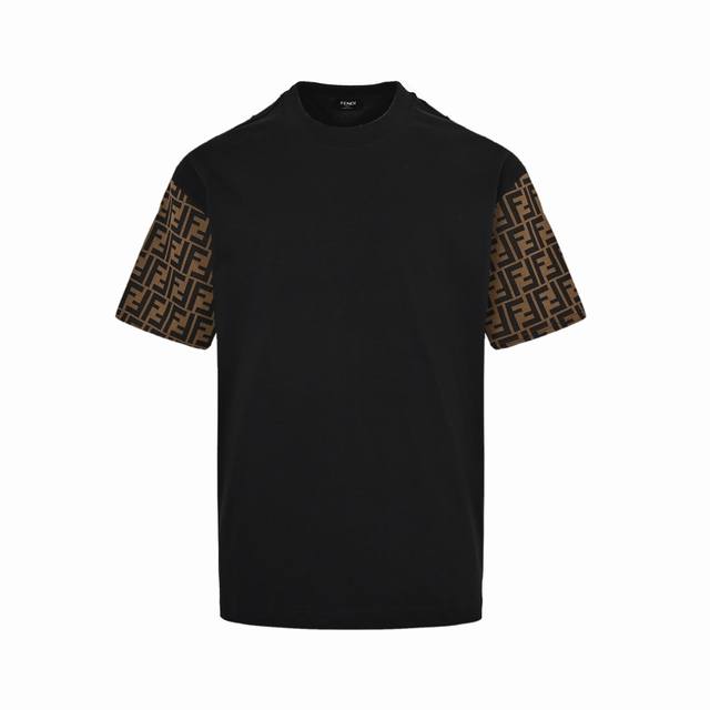 本地自取: 160 fendi/芬迪 25Ss 手臂Ff满印拼接短袖 logo标识精致升级，灵感源自八十年代复古 原版面料 官方同款 定制260克同缸染面料 手