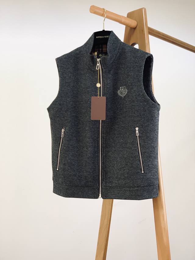 p440 loropiana L.P 2610Ss早春新品 lp 渠道的精品狠货！！！ 今年最好看的商务休闲外套坎肩 闭眼入！ 满足各种品质控 细节控 这样的分