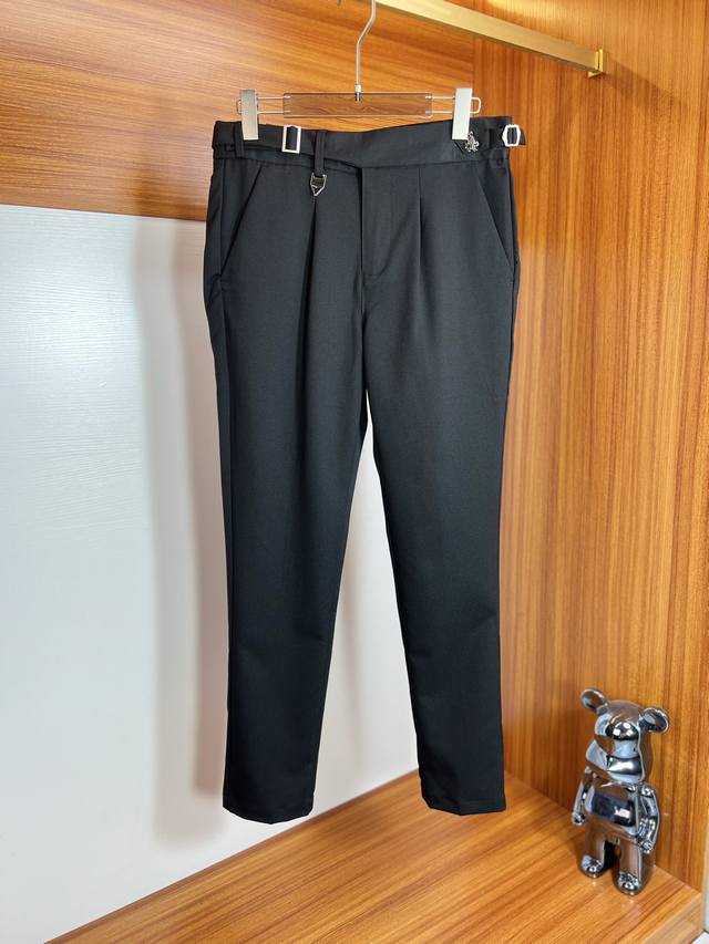p260 Prada/普拉达 2025春夏新品 三标齐全 西裤 休闲裤 好货不用过多介绍 看细节 专柜码数：29-36 无35 175/140上身32