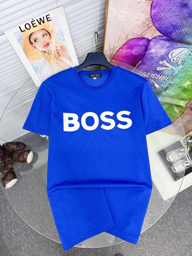 p180 Boss 2025Ss春夏最新款圆领时尚短袖T恤，官网同步，专柜纯棉面料！贴肤舒适，耐看又好穿，经典简约Logo设计，原厂工艺一丝不苟，型男必备单品