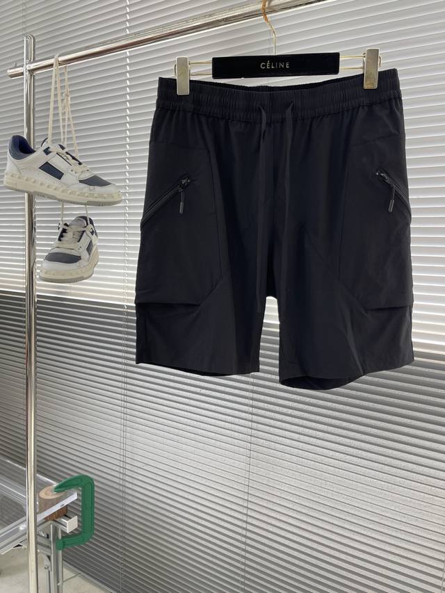 p260 -Y-3 Yamamoto山本耀司 夏季新款Y3休闲短裤，高级定制面料透气面料 透气弹力舒适度极高，细节无可挑剔，顶级辅料配备，原版Logo设计理念，
