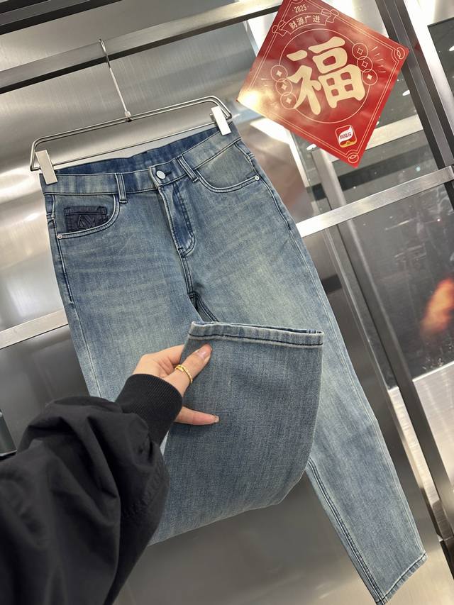 p280。 码数28～38