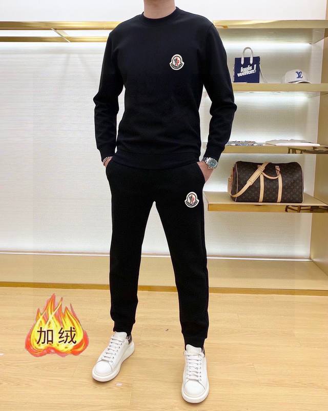 直批250 品牌【Moncler 蒙口】(加绒加厚)2025春款新品 ，明星最爱时装味休闲套装，干净利落剪裁 ，都市风十足 采用精品定制面料，内里保暖效果极佳，