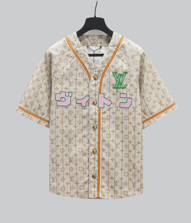 p280 (区别通货) | 新款速递 这款灵感来自棒球的运动衫。是Louis Vuitton Fw25 By Pharrell Willians &Nigo联名