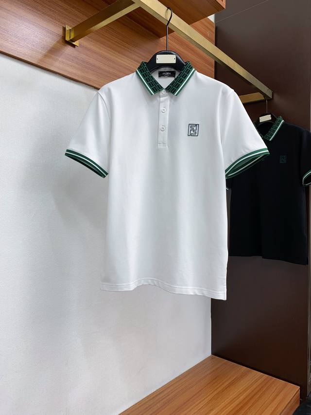 p220 芬迪 25Ss新款春夏短袖翻领T恤Polo，最高版本客供定制高端朱地面料简单时尚款，拼色螺纹超级好看！胸前蒙口标志刺绣经典Logo简单大方的款式！满满