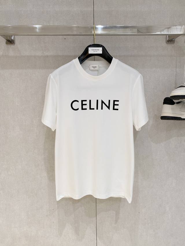Celine 赛琳、2025最新款短袖T恤，帅气时尚，胸前顶级印胶字母Logo，简约百搭款。面料棉 不仅挺括，保持潮流的廓形，又穿着舒适，纱织更细腻，码数M-3