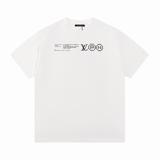 130 1V & Nigo 联名新款系列 小人像印花短袖T恤 后幅贴标 面料采用纯棉精梳棉面料 上身效果宽松休闲百搭款 三标齐全 男女同款 码数: Xs S M