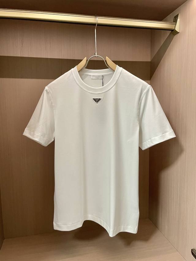 p310 prada 官网同款 官网同款 官网同款 重磅推荐！2025Ss夏装新品 专柜在售 最新系列图案Logo短袖T恤 必须人手一件的节奏！进口顶极精梳棉面