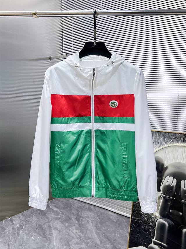 #Chaon P240 古奇 Gucci 2024早秋新款 连帽 夹克 外套，高端版本！专柜定制面料 透气舒适度高，细节无可挑剔，品牌元素设计理念，体现高品质。