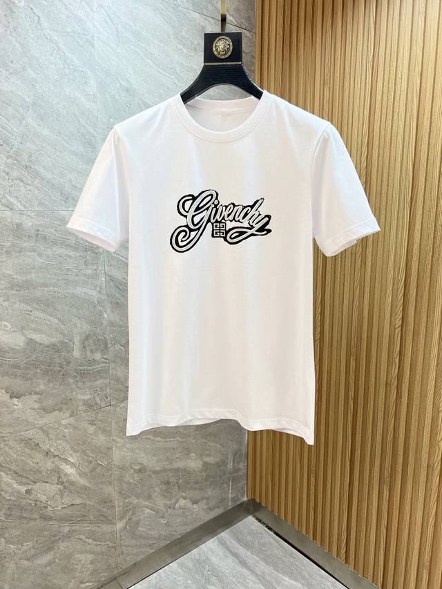 p200Give/纪梵希 2025年春夏新品上新 三标齐全 丝光棉圆领短袖T恤 好货不用过多介绍 看细节 专柜码数：M-6Xl 175/140建议Xl