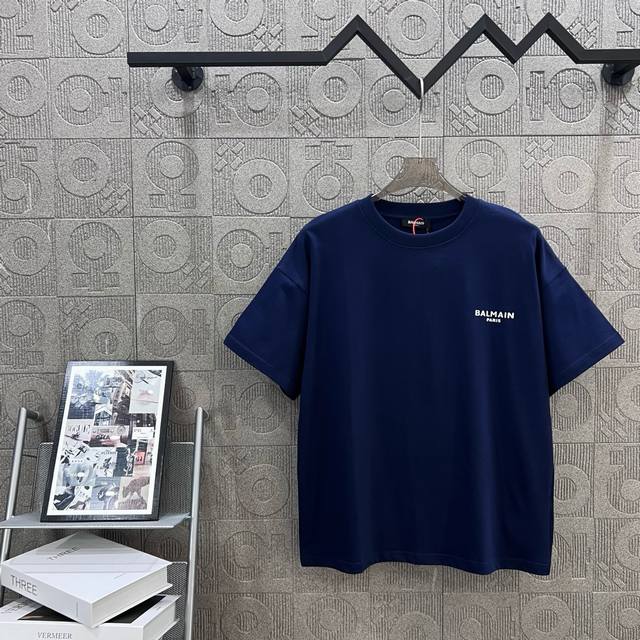 120 balmain 巴尔曼 简约小字母印花 大Logo标识精致升级，灵感源自八十年代复古 原版面料 官方同款 短袖T恤 定制260克同缸染面料 手感非常舒服