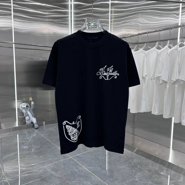 p130 1V 2025春夏新新款 个性刻字模 260克定制面料 男女同款宽松版 S M L Xl Xxl 五个码 黑色 白色 酒红