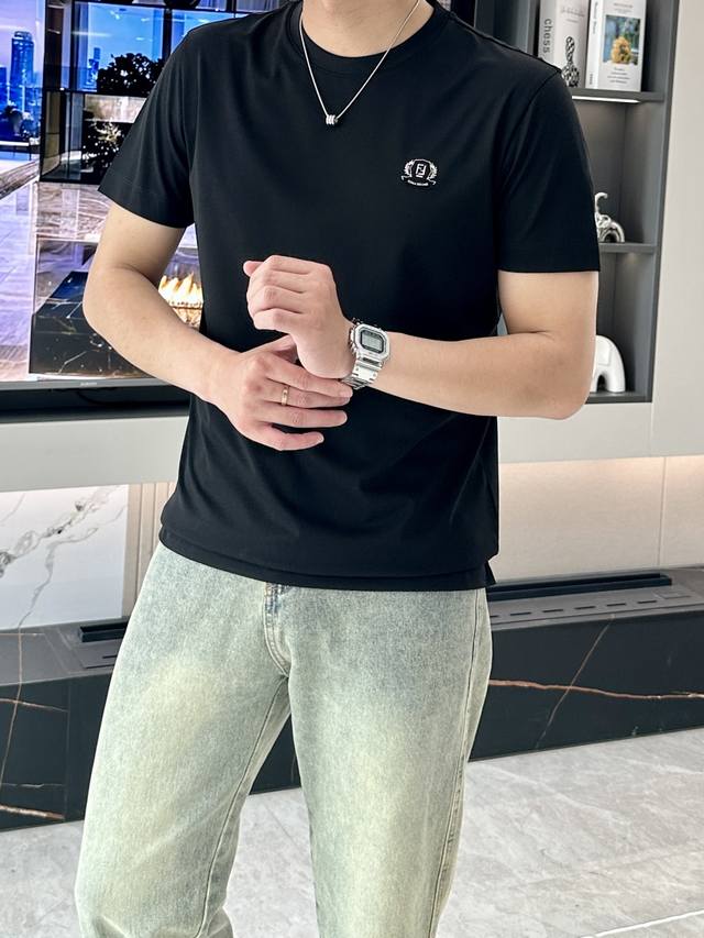 p260 fd 2025春夏经典Logot恤衫 100支丝柔棉男人的天花板 独家定织定染，丝柔棉抑菌王炸面料；采用新疆顶级长绒棉，100支高纱支纱线，意大利进口