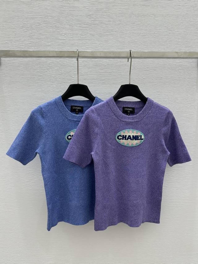 p250顶级原单Chane*20250310新品上架 圆领修身针织短袖 定制Yb进口纱线织造 定色定染 完美还原 细腻肌理 柔软舒适 有明显毛绒料质感更显份量