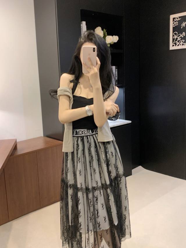 【Qx.8348】P210 #25Ss夏季新款Saint Laurent*植绒字母半身裙～定制植绒字母网纱面料，双层设计拼接字母织带腰头，模特上身均为大货实拍，