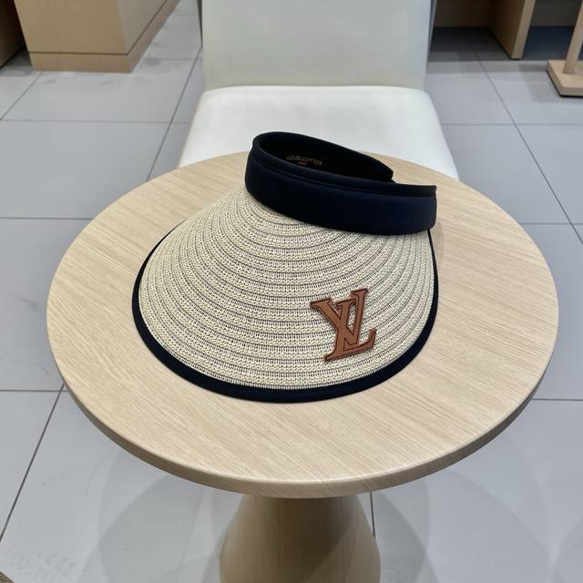 p130路易威登棒球帽 Louisvuitton户外防晒帽子遮阳帽夏季天草帽防紫外线发箍式太阳帽简约空顶帽女