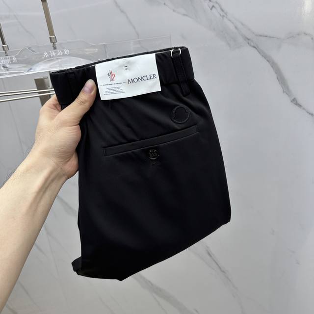 p260 Moncler·蒙口 2025初夏新款原单经典休闲西裤松紧休闲裤 小直筒裤型 超级有范，原单定制洗水 极品超级耐看 原版五金辅料开模！三标齐全 久洗不