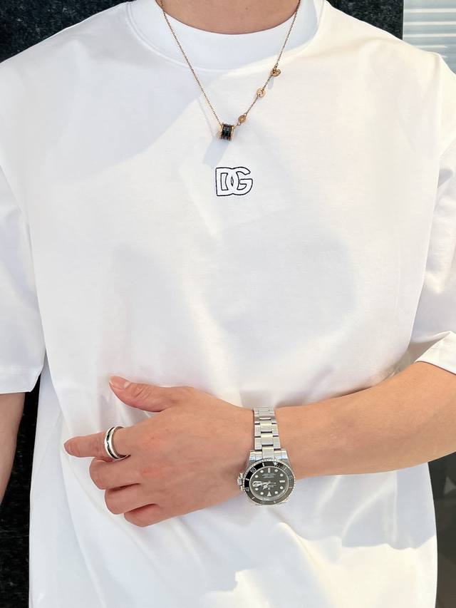 p260杜嘉班纳D&G2025新工艺洗水割烂磨破春夏新款首发专柜最新款短袖圆领T恤 官网同款 高端订制 设计前卫时尚！品牌Logo重工艺设计 高端定纯棉面料.手