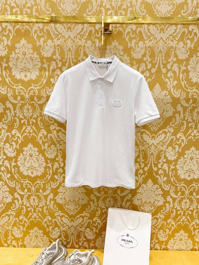 p250 dior2025Ss夏季新款 Logo男士翻领Polo衫！经典商务男款，高端男装的天花板级别的商务男款！简约时尚大气不失优雅，单穿内搭体面过人，品质控