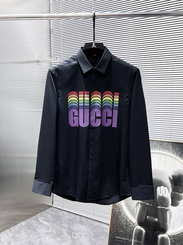 p230 古奇 Gucci 2025Ss新款长袖 衬衫 衬衣，高端版本！专柜定制面料 透气舒适度高，细节无可挑剔，品牌元素设计理念，体现高品质。手感细腻柔软！呈