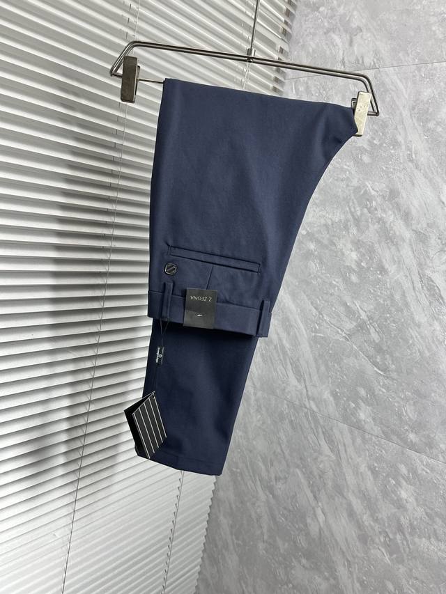 p270 杰尼‘’休闲裤 西裤2025Ss春夏新款 高级定制裤子专用面料 定制原版五金 重工工艺打造 车工走线精细 定制面料 柔软舒适 质感显著 辅料精美 上身